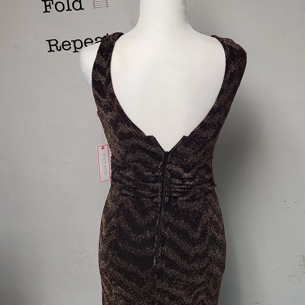 New Bisou Bisou Dress - Picture 8 of 14